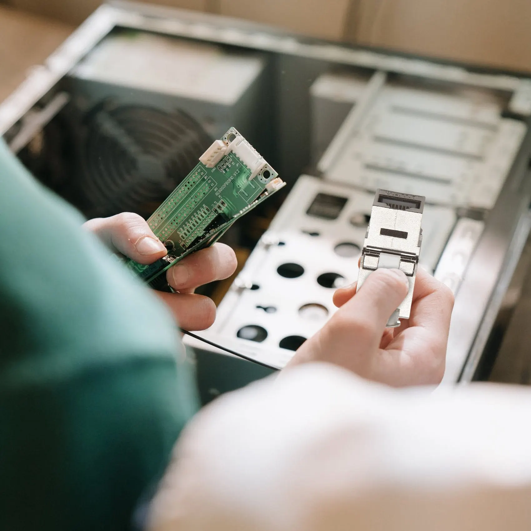 AT87-12 Pcs RJ45 Keystone Cat7 Cat6A Shielded FTP Zinc Alloy Module Network Keystone Jack Connector Adapter 10GB Network