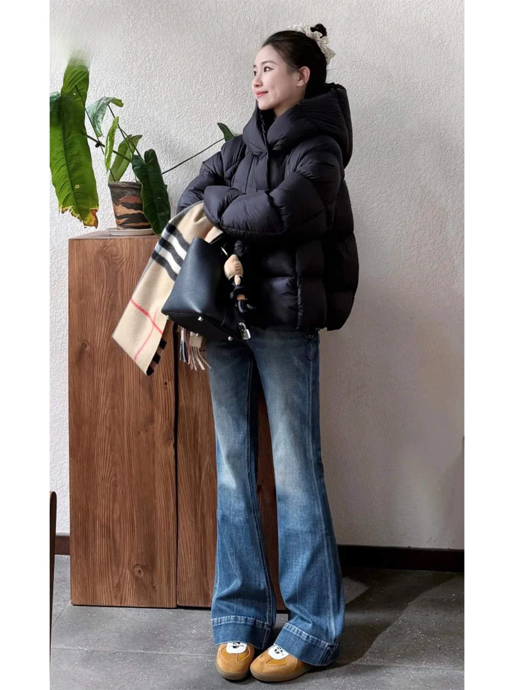 

Женские джинсы в американском стиле с низкой талией, утепленные флисом, зимние, эластичные, ретро, расклешенные, повседневные, свободного кроя, светло-голубые