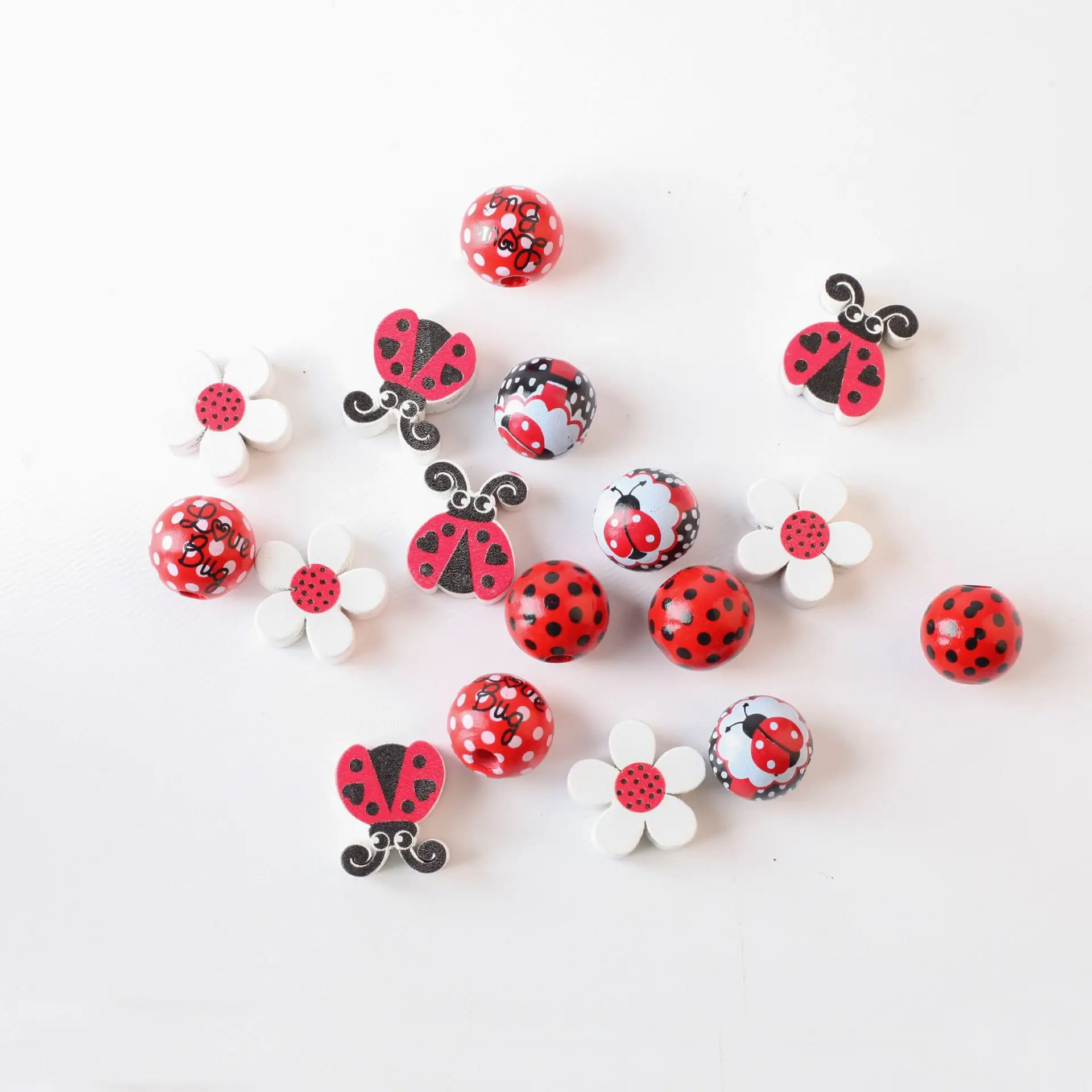 2pcs 20mm/16mm Red White Seven Star Ladybug Round Wooden Beads For Jewelry Making DIY Pendnat Funny Handmade Accessories