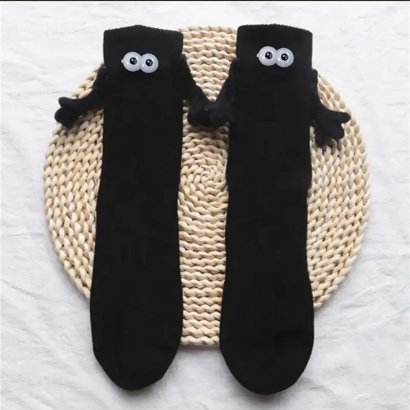 Calcetines magnéticos de succión para parejas, calcetines divertidos, succión magnética 3D, muñeca que sostiene las manos, Disfraces de Halloween, fiesta de disfraces para niñas y mujeres