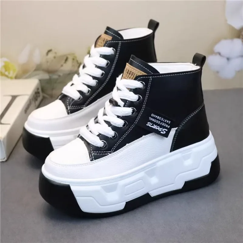 Super High Women Vulcanize Shoes Stylish White Shoes 10cm Platform Heels for Autumn/Winter Fashion Designer Sneakers for Women