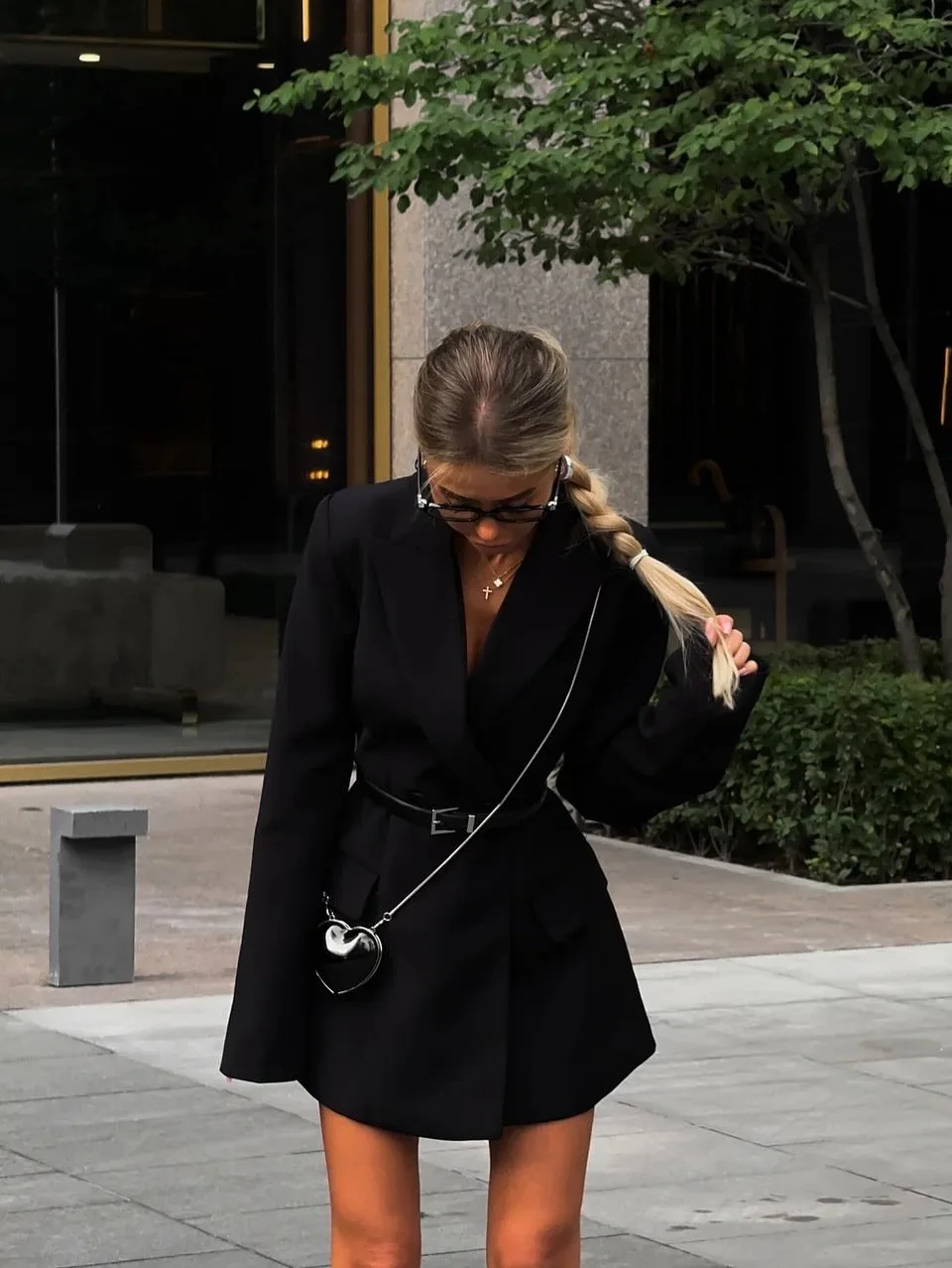 2025 herbst Neue Schwarz Zweireiher Taille Binden Blazer Frauen Temperament Pendeln Langarm Kleine Anzug Jacke