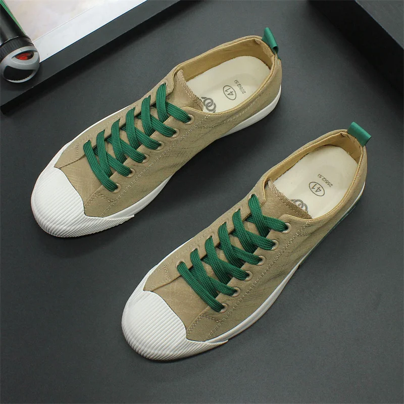 Low in the summer of 2023 the new men\'s shoes for canvas shoes casual shoes breathable comfortable flat shoes vulcanized shoes