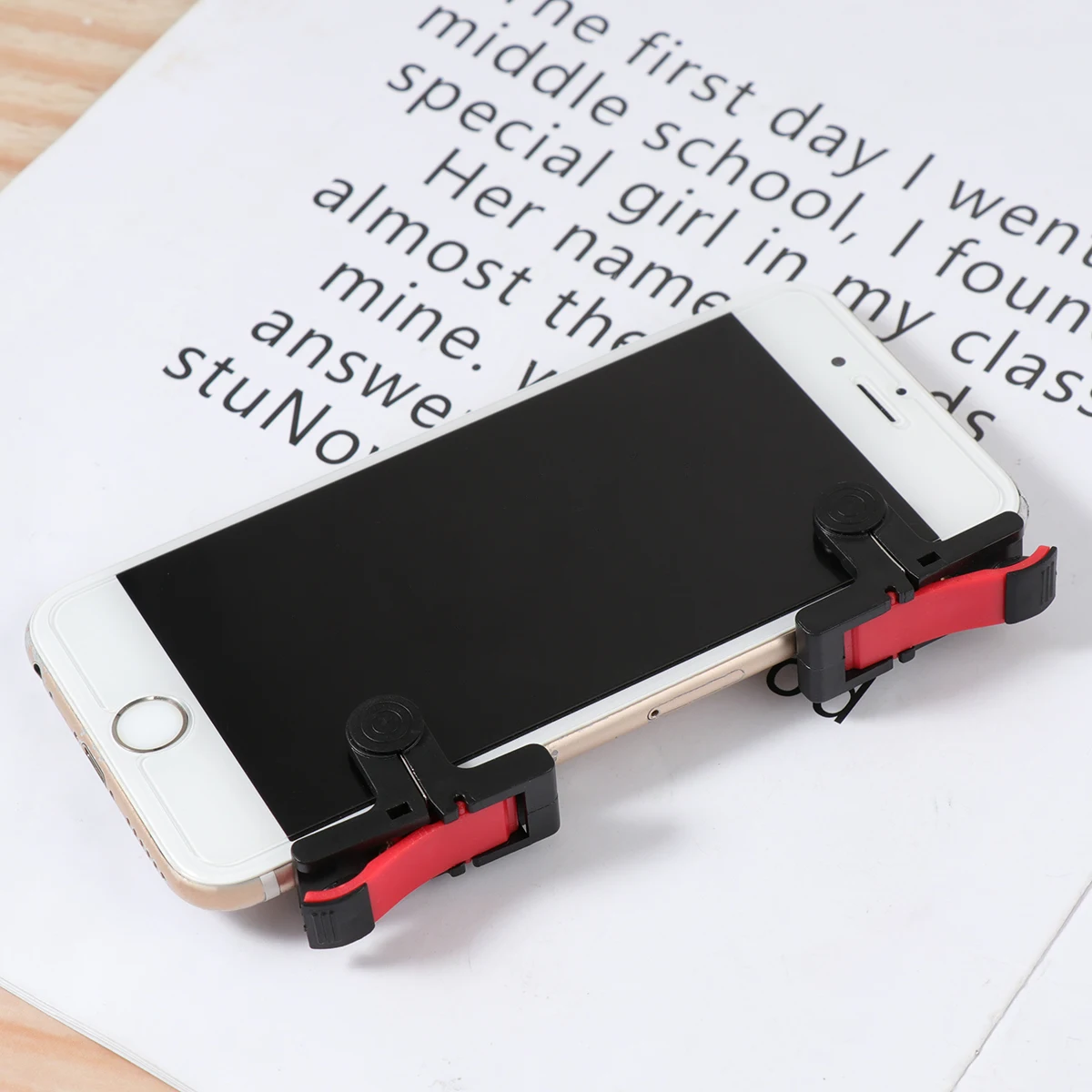 

Game Controller Chicken Eating Artifact Quick Shooting Button for Phones Adjustable Clip Copper Induction Black R