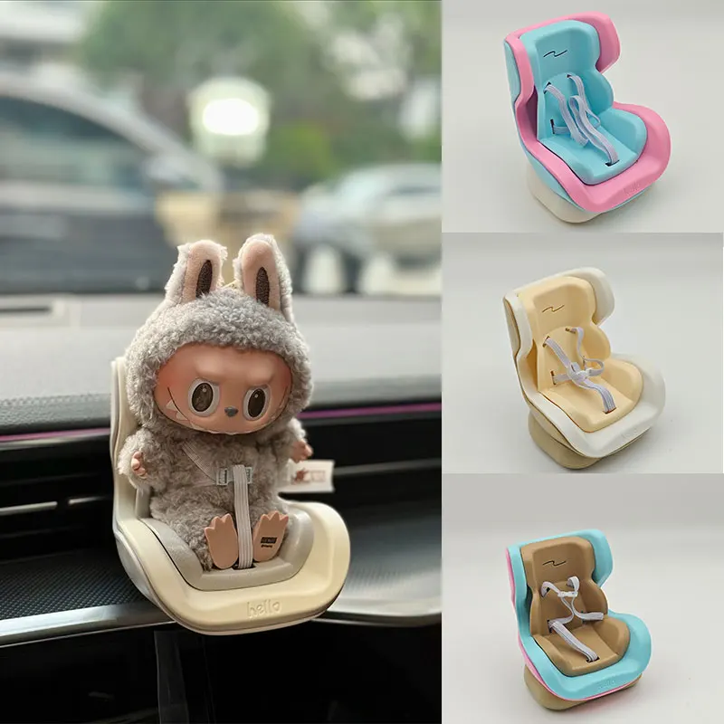 

Для автомобиля-куклы Labubu, безопасное сиденье, милое мини-сиденье, автоматическое воздуховыпускное отверстие, украшение для ароматерапии, высококачественные аксессуары для салона автомобиля