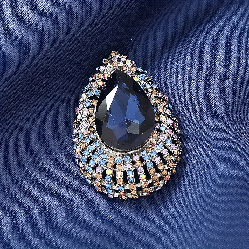 Fashion Women Men Shining Waterdrop Crystal Brooch Badges Elegant High-end Party Banquet Clothing Suit Pin