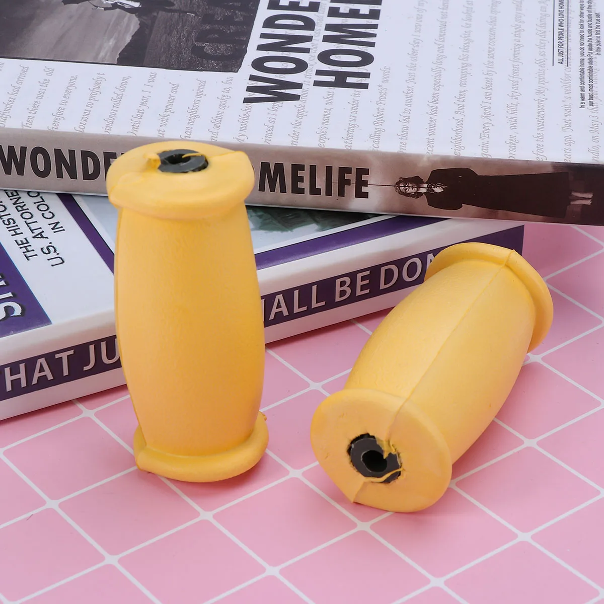 

Crutch Hand Grip Replacement High Quality Rubber Cushion Padding Yellow Cover Fits Aluminum Wood Crutches Accessories Non Slip