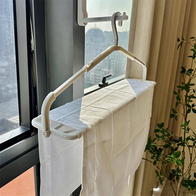 1Pc Plastic Clothes Hanger With Clip Space Saving Scalable T-Shirt Dress Coat Towel Hanger Accessories For Home Closet Balcony.