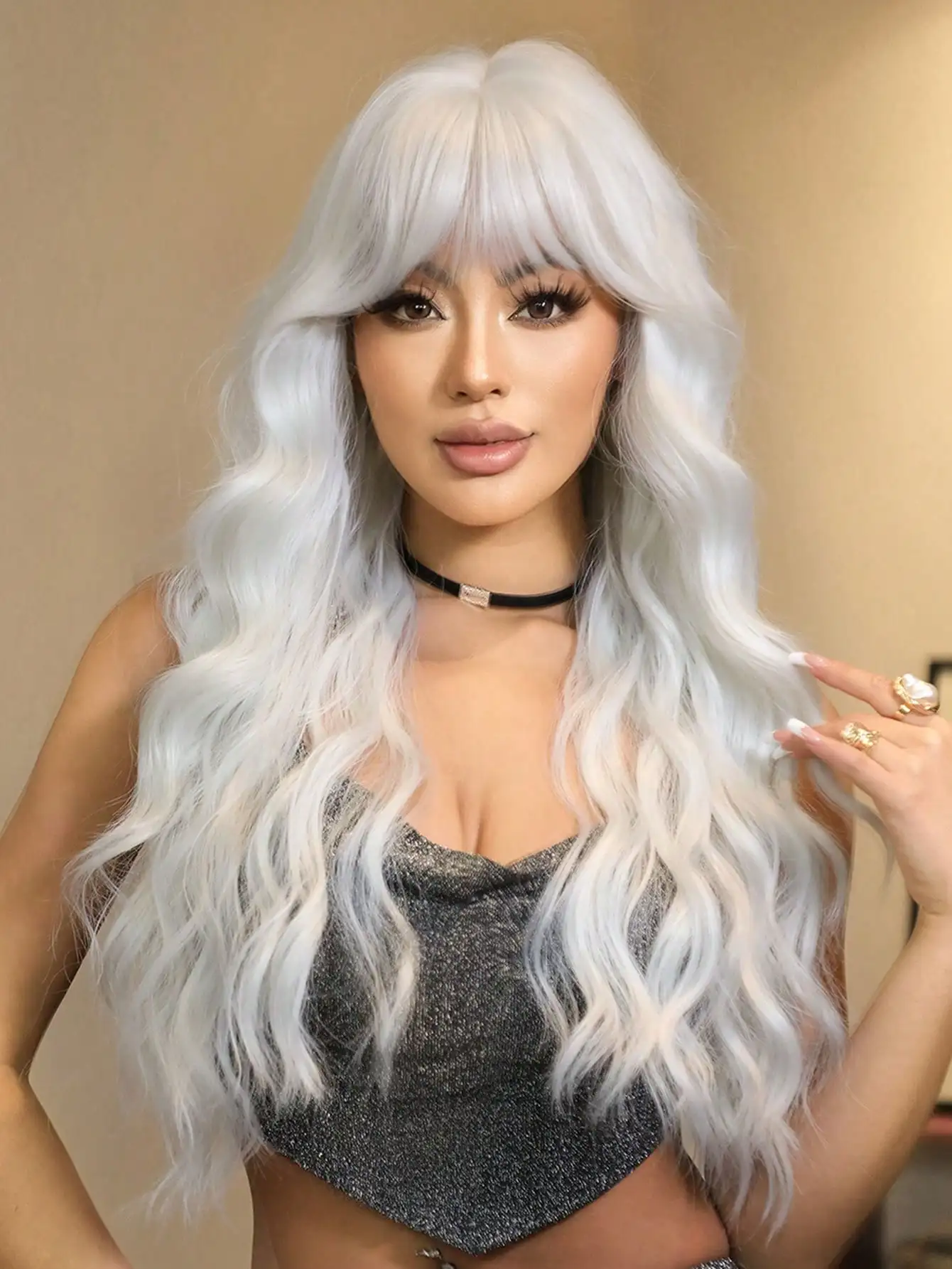 

Long Wavy Curly 32 Inch Silver White Synthetic Wigs Natural Daily Hair For Women Daily Party Use