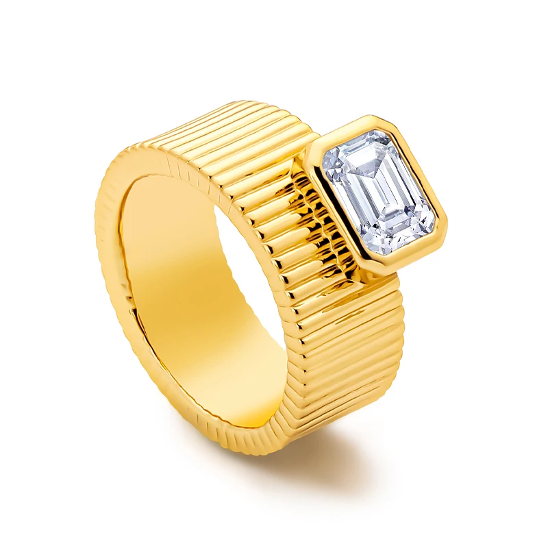 

VAROLE Sparkling CZ Stripe Ring For Women Gold Color Fashion Jewelry Rings Simple Office Everyday Anillos Mujer
