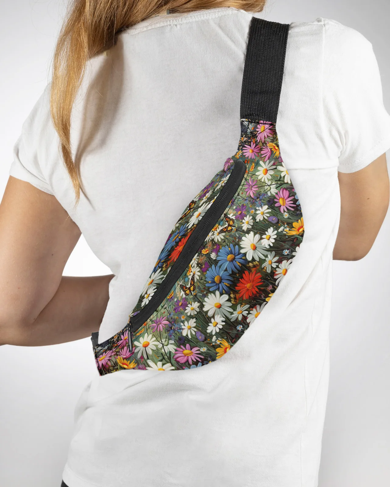 

Daisy Flower Butterfly Bushes Men Women Waist Bag Fanny Pack Purse Large Phone Belt Bag Wallet Pouch Waterproof Banana Hip Bags