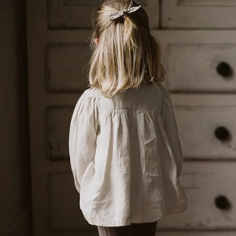 Mädchen Retro Spleißen Spitze Baumwolle Leinen Shirts Herbst Neue Revers Puppe Strickjacke Süße Und Niedliche Baby Mädchen Langarm bluse Tops – Detail 8