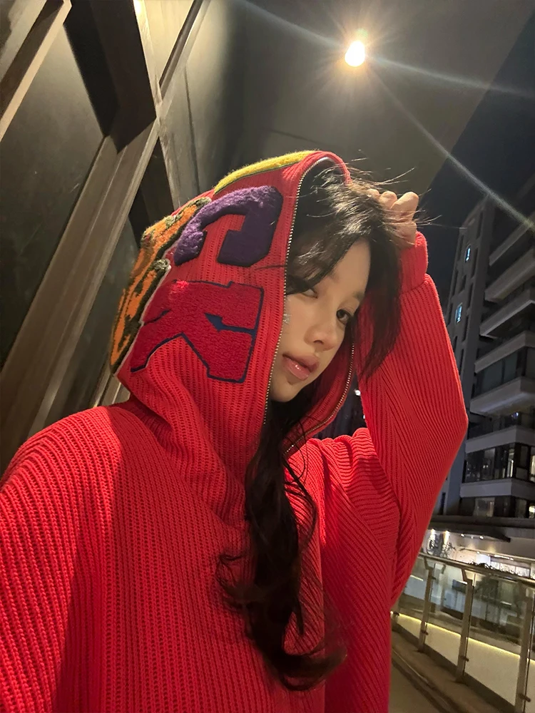 

Красная новогодняя толстовка с вышивкой и капюшоном, женская повседневная демисезонная верхняя одежда в уличном стиле для пар, с длинными рукавами и молнией