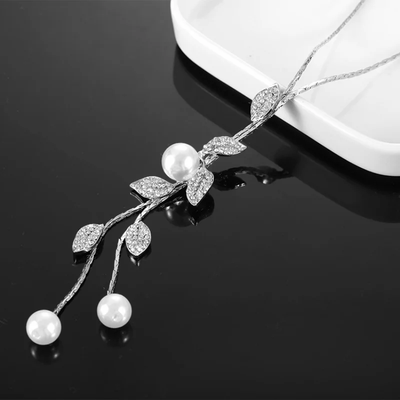 Luxury Fashion Leaf Shaped Rhinestones Pearl Pendant Dangle Long Necklace Adjustable Elegant Tassel Sweater Chain Girl Jewelry