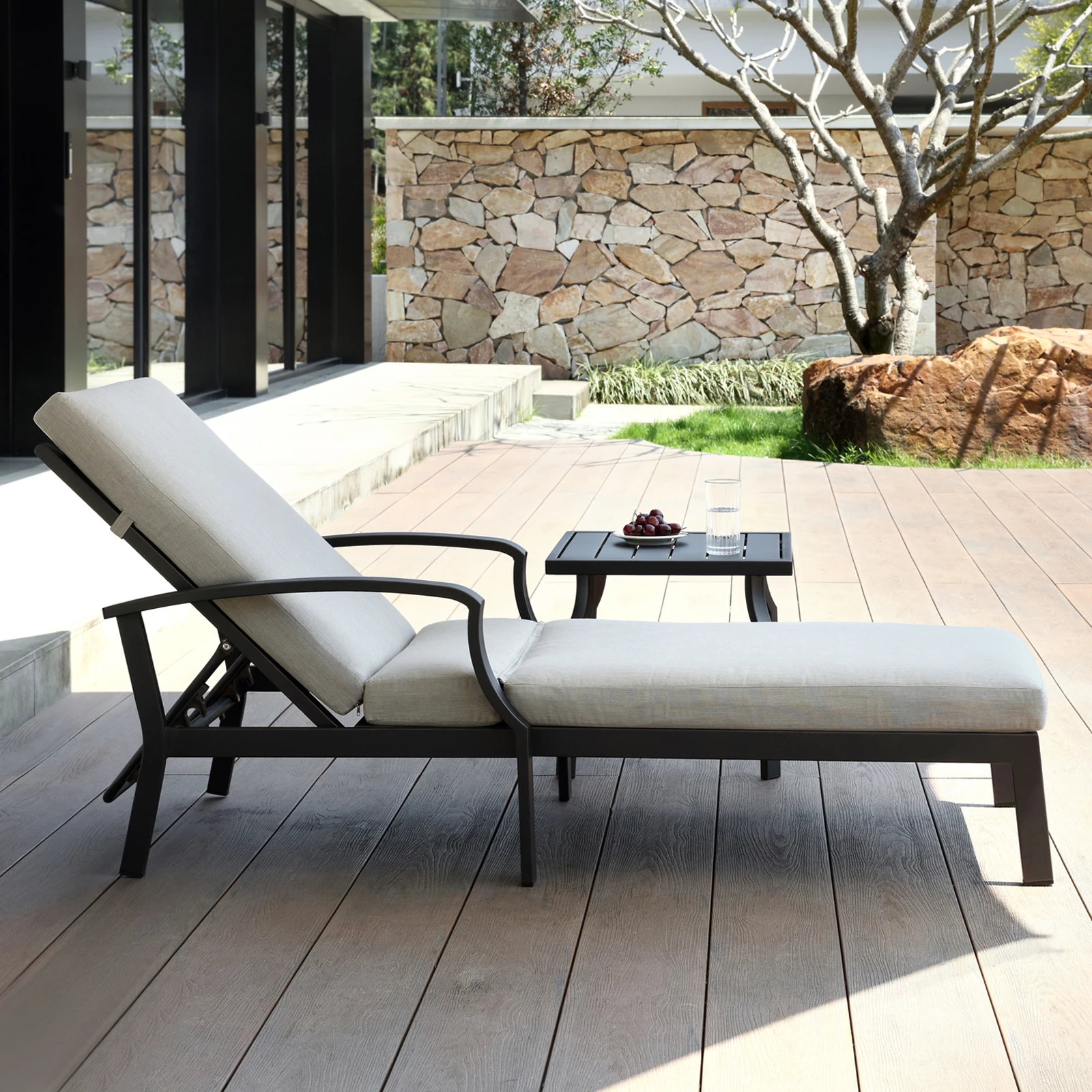 

Popular Portable Aluminum Sun Lounger for Outdoor Garden Patio Courtyard-Waterproof Swimming Pool Chair for Hotels