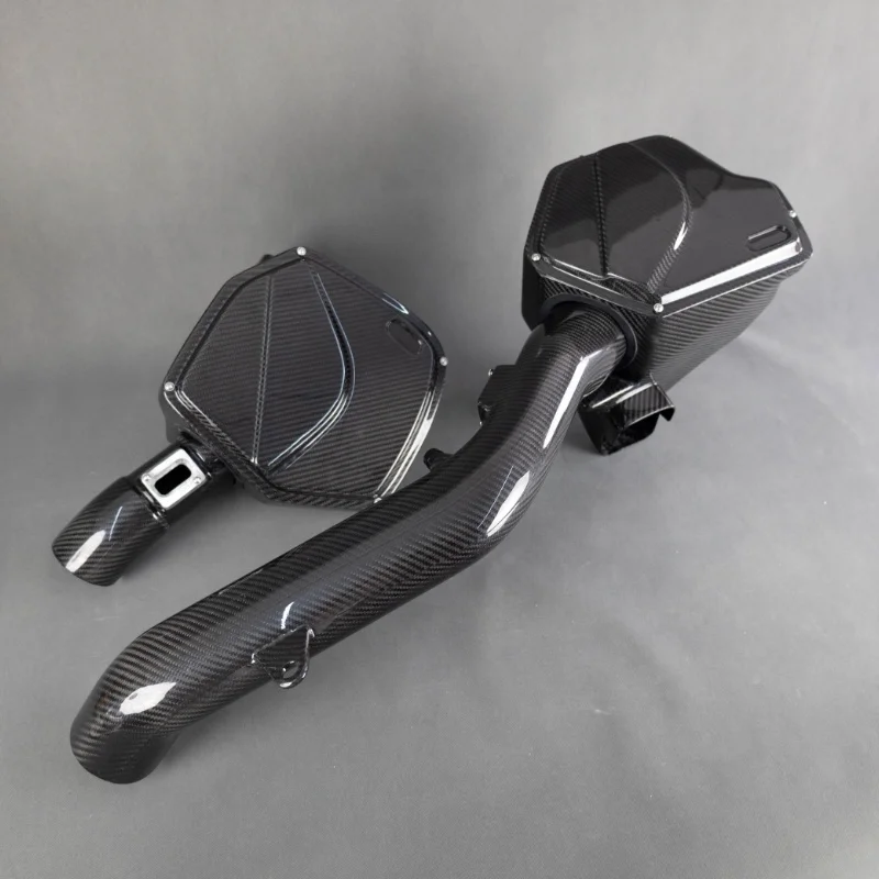 

F80 M3/F82 M4/F87 M2 S55 Dry Carbon Cold Air Intake System