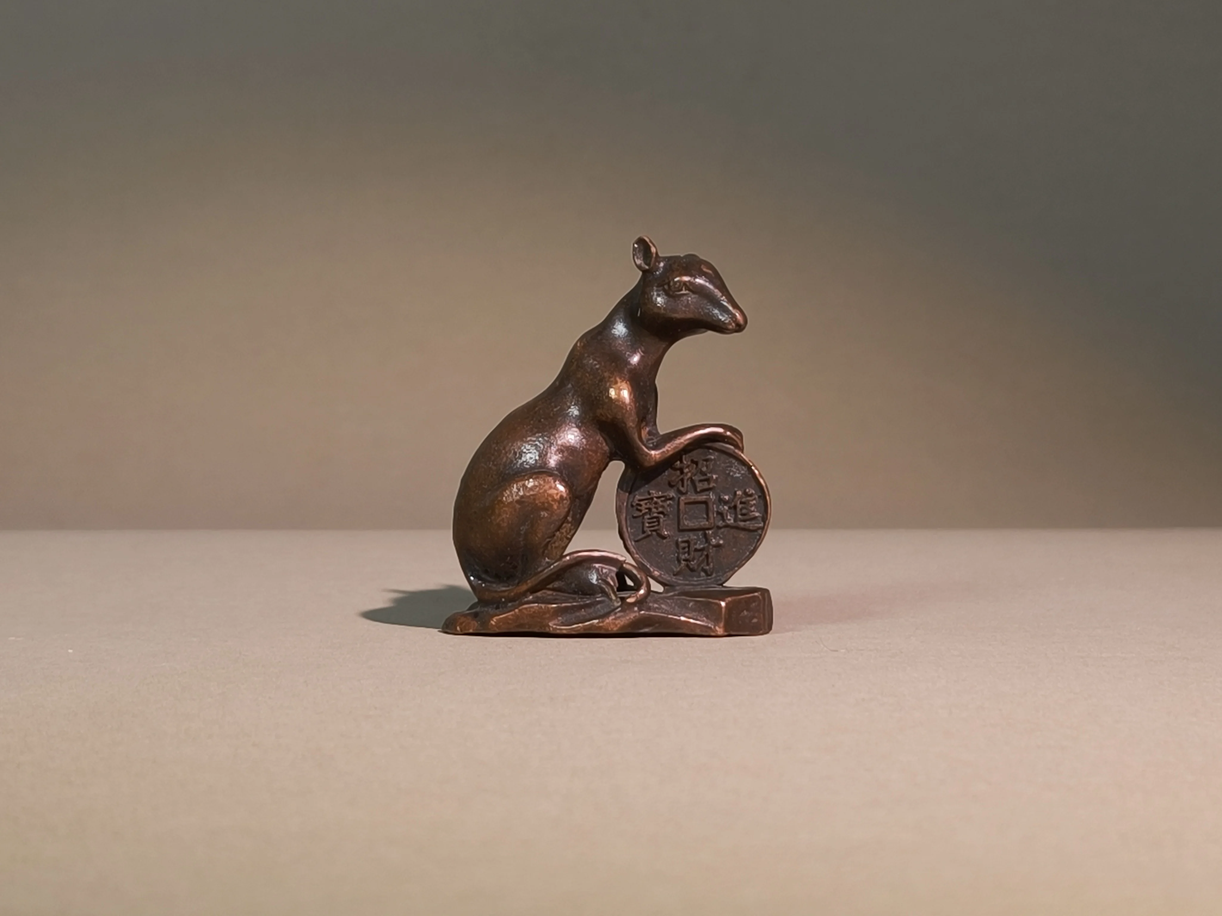 Vintage Pure Copper Rat Figurine of the Chinese Zodiac, Desktop Ornament for Home Decor