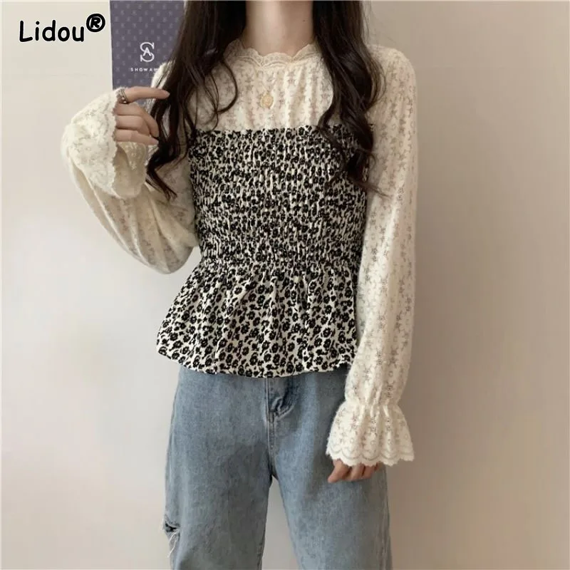 Mori Girl Style O-Neck Lace Print Patchwork Flare Sleeve Women Blouse Hollow Out Folds Pullover French Long Sleeve Inside Top