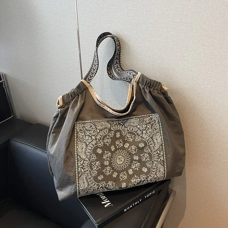 New Oxford Casual Interior Compartment Tote Bags Fashion Open Pocket Women's Handbag 2026 Hot Sale Sewing Thread Bags for Women