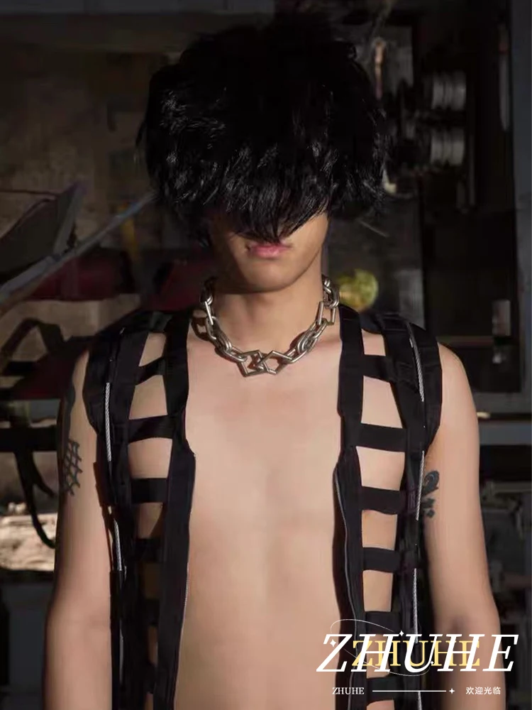 

Silver Jewelry Double-Ring Rhombus Necklace Made Of Copper Alloy, A Gift For Men And Women's Carnival Celebration