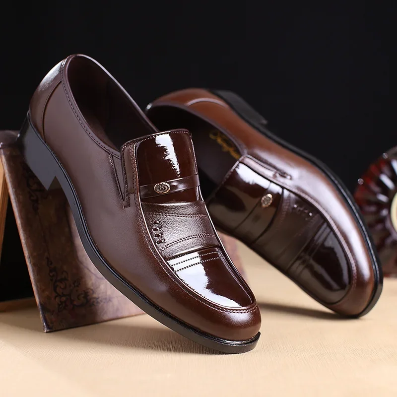 Buty Oxford dla mężczyzn Buty wizytowe Buty wizytowe Moda Okrągłe noski Biznesowa suknia ślubna Męskie designerskie mokasyny