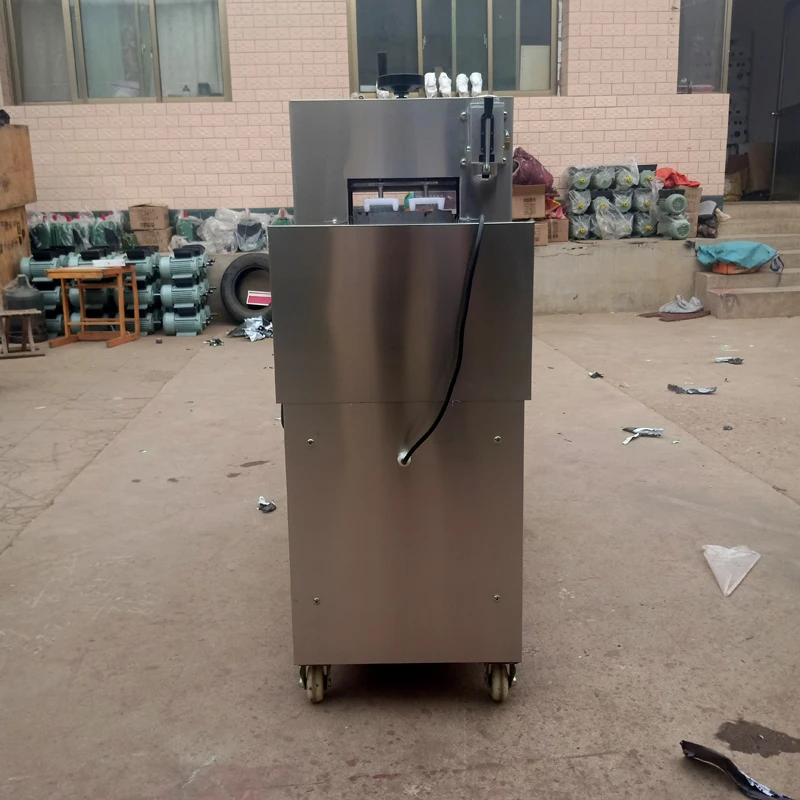 ماكينة تقطيع اللحوم الكهربائية التجارية لحم الضأن ولحم البقر باستخدام الحاسب الآلي ذات القطع المزدوج ماكينة لف لحم الضأن من الفولاذ المقاوم للصدأ لفات لحم الضأن