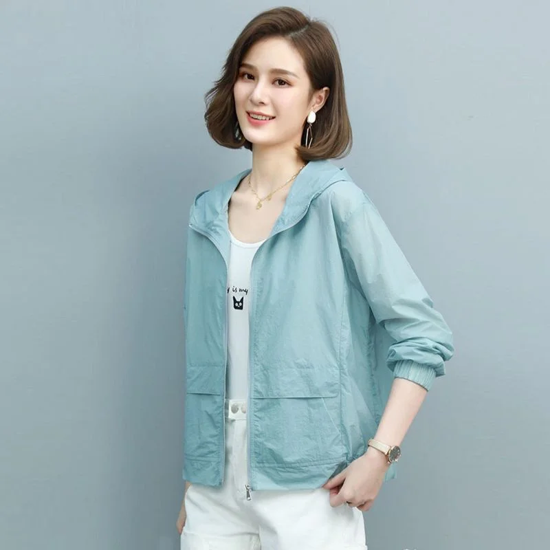 

Женская солнцезащитная куртка, лето 202, новая спортивная тонкая верхняя одежда с капюшоном, модная дышащая солнцезащитная одежда, пальто, женские топы