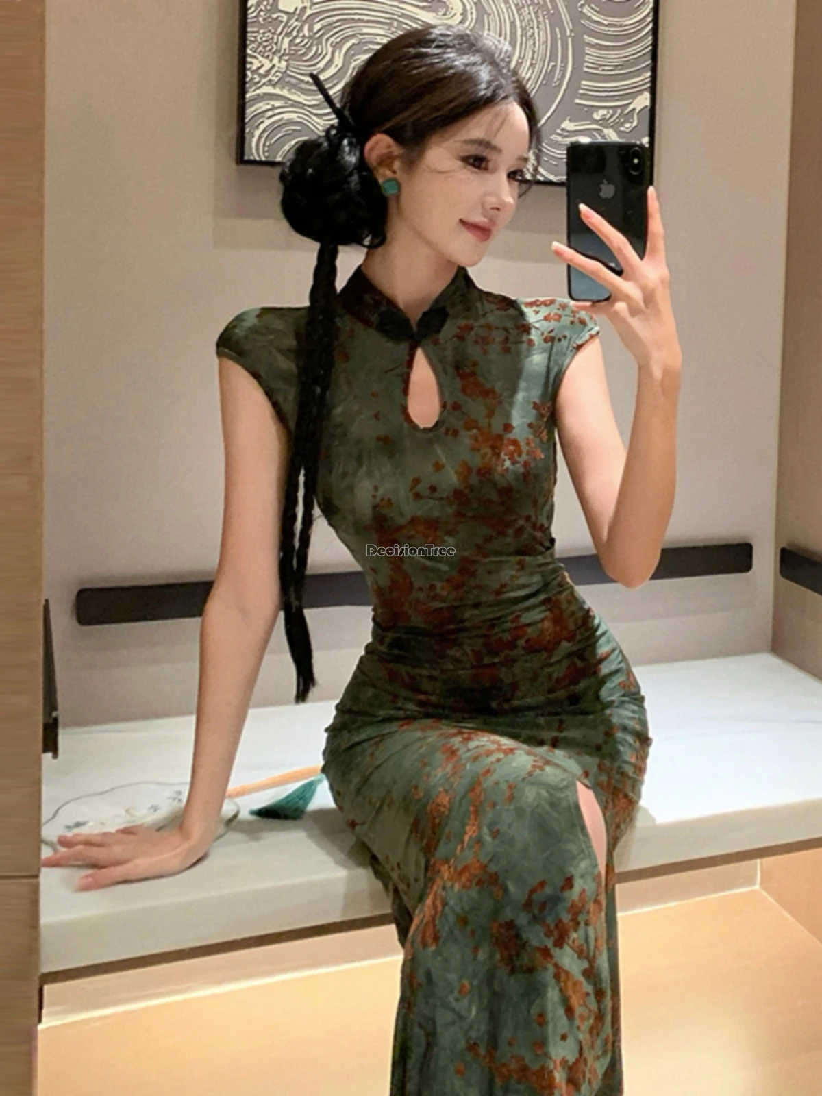 

2025 retro new chinese retro fashion style hollowed-out design short sleeve stand collar cheongsam sexy slit women qipao dress