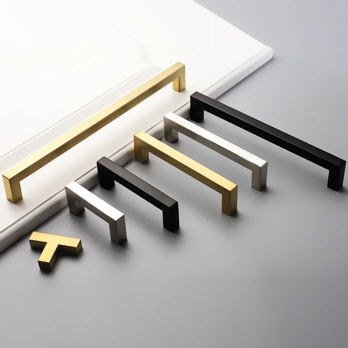 Poignée de meuble rétro en acier inoxydable, disponible en argent, noir et or, forme carrée