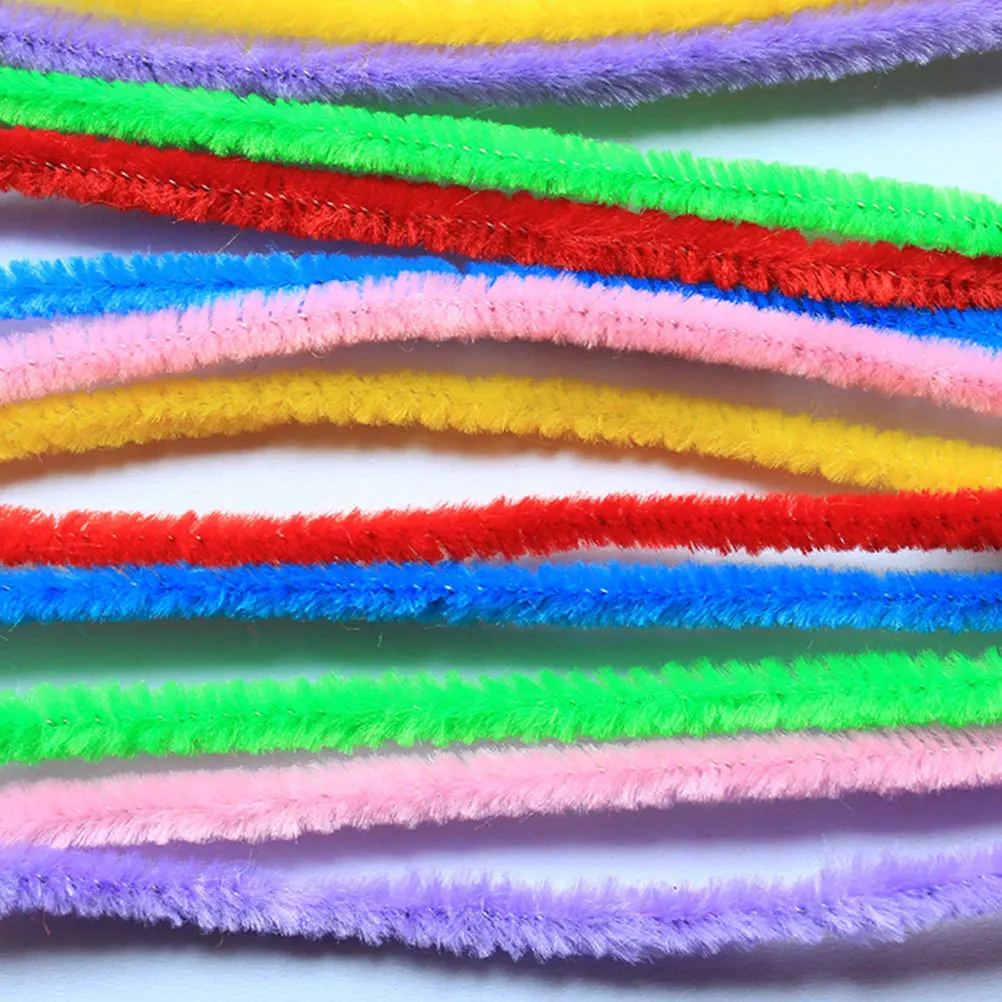 200 قطعة من مادة جذع الشنيل الملونة المصنوعة يدويًا DIY لوازم عيد الميلاد الحرفية التعليمية ملحقات عيد الميلاد إبداع الأطفال