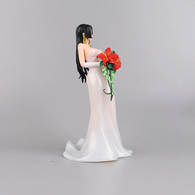 23CM Anime Boa·Hancock vestido de novia ramo de boda figura Sexy juguetes en miniatura de PVC muñeca adornos coleccionables regalo