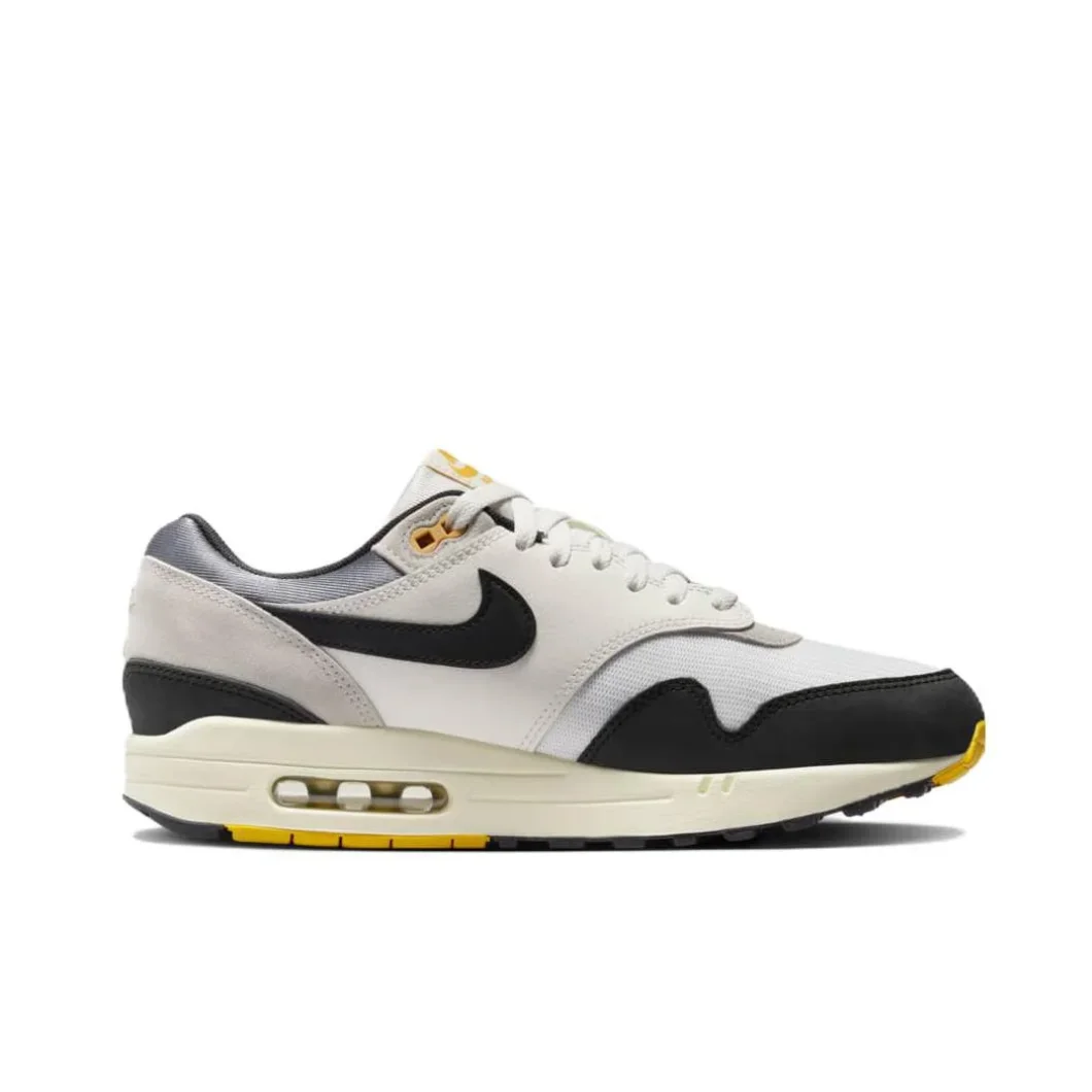 Nike AIR MAX 1 Low รองเท้าผ้าใบสําหรับบุรุษและสตรีฤดูหนาวรองเท้าวิ่งระบายอากาศที่อบอุ่นรองเท้าผ้าใบสวมใส่สบายสีขาวและสีดํา