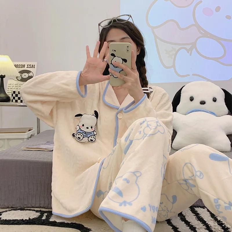 طقم بيجامات شتوية Pochacco للفتيات بالإضافة إلى ملابس نوم مخملية سميكة ودافئة من Cinnamoroll ملابس نوم منزلية غير رسمية من Kuromi