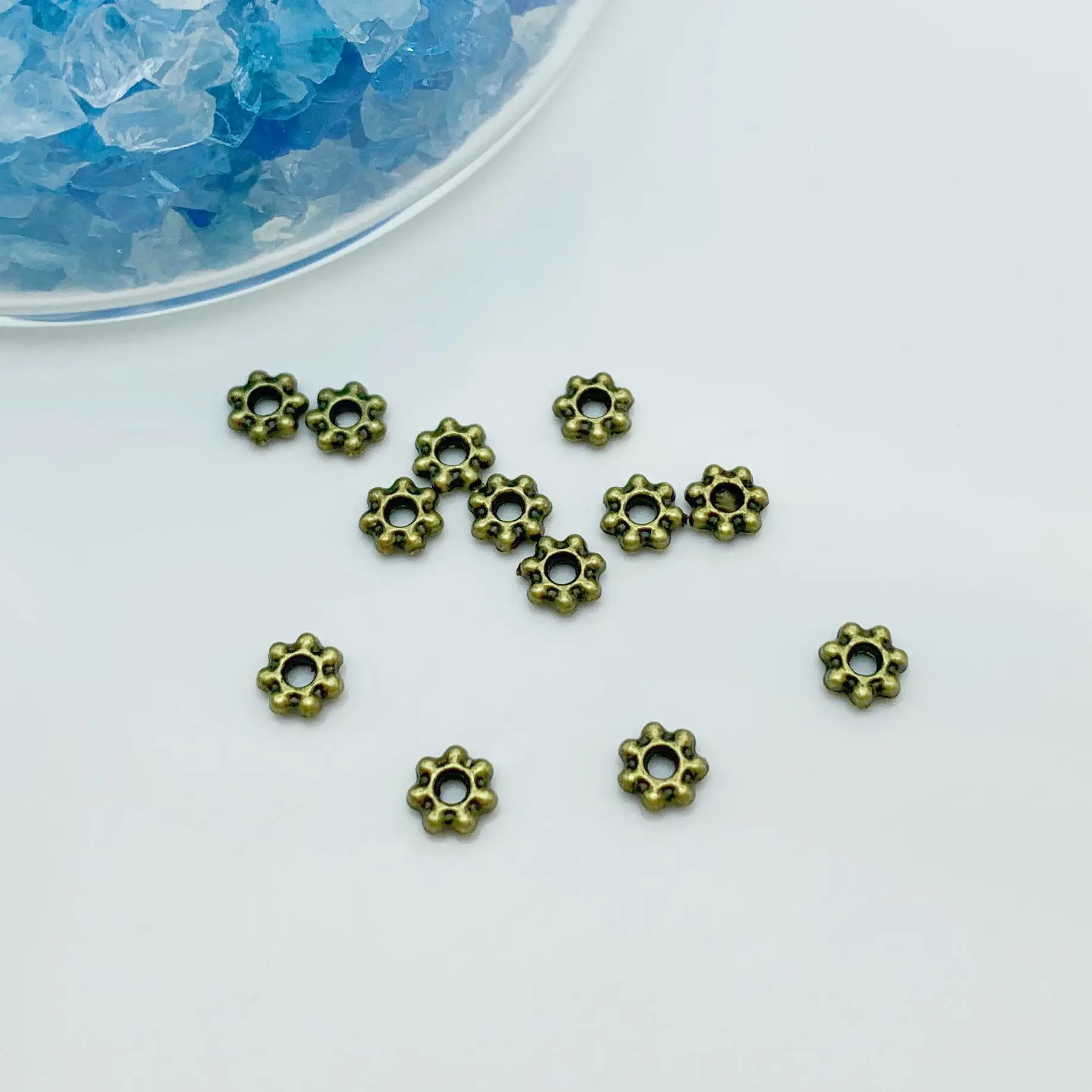 Metal Beads 100Pcs 4/6mm Snowflake Spacer Beads For DIY Jewelry Making Supplies Necklace Bracelet Handmade Craft Accessories