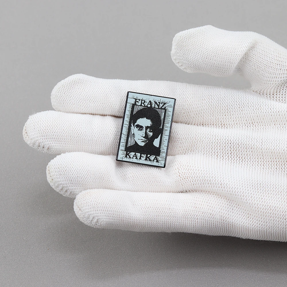 Retro-Charakterfotos, Emaille-Anstecknadel, Franz Kafka-Porträt, Brosche, Romanautor, Prominenten-Accessoire, Abzeichen, modisches Kragenornament, Geschenk – Detail 5