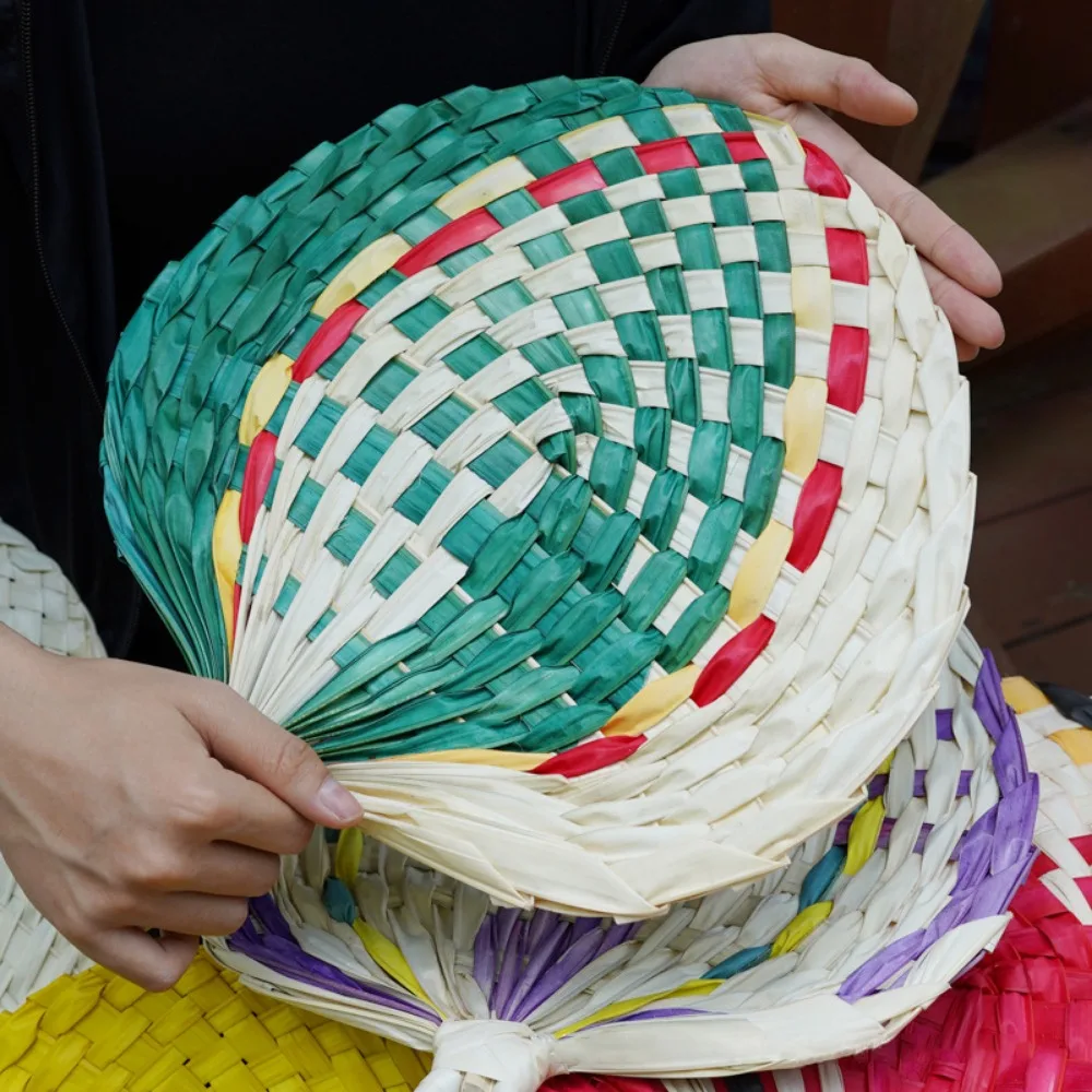 

Прочные ручные веера из соломы в китайском стиле, ручной работы, в старинном стиле, портативные, маленькие, для летнего охлаждения