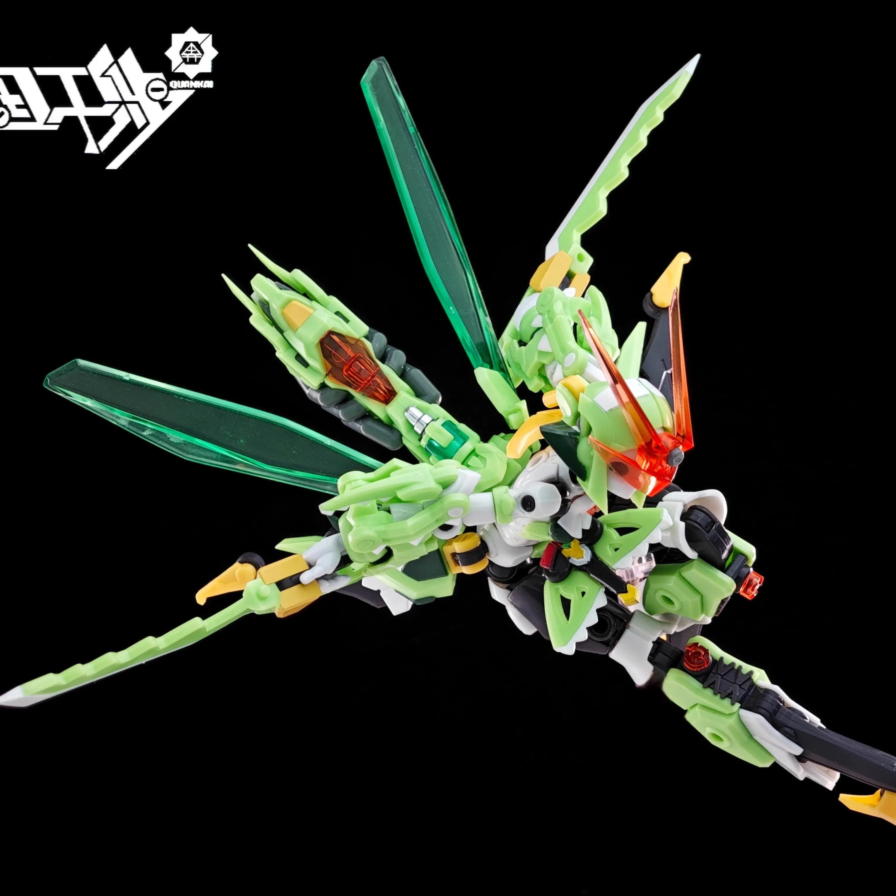 

Конструктор Quankai Gene Interference Qk-Tl-001 Mantis Armor: Подвижная сборная модель робота-фигурки для коллекционеров аниме и хобби