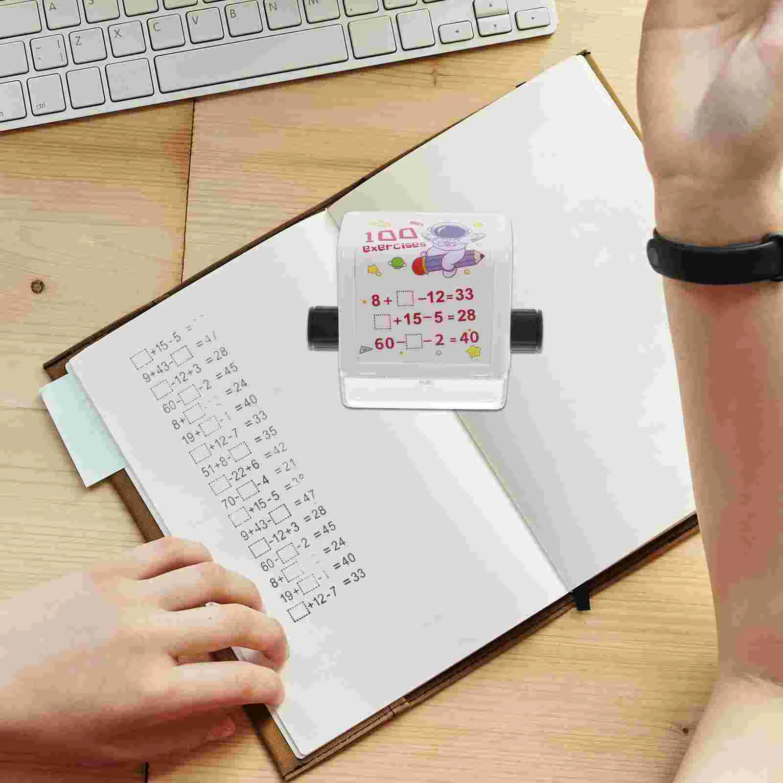 Addition and Subtraction Teaching Stamp Small Learning Roller Pp Stamps for Teachers Elementary Toddler Math Practice