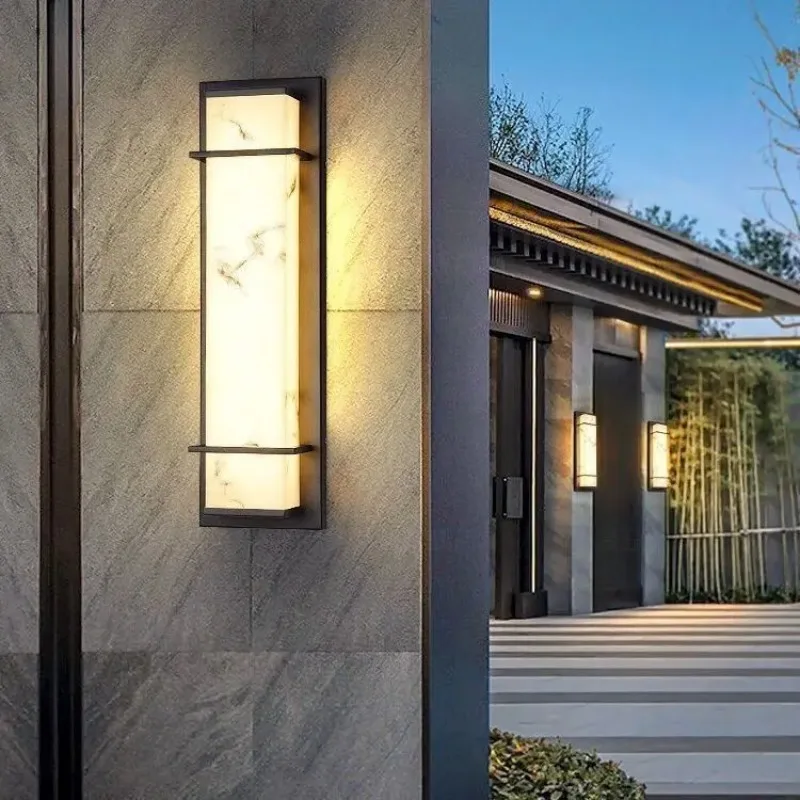 

Simple Outdoor Solar Wall Lamp: Waterproof Garden Lamp for Gate Pillar, Household Garden Wall Outdoor Spaces
