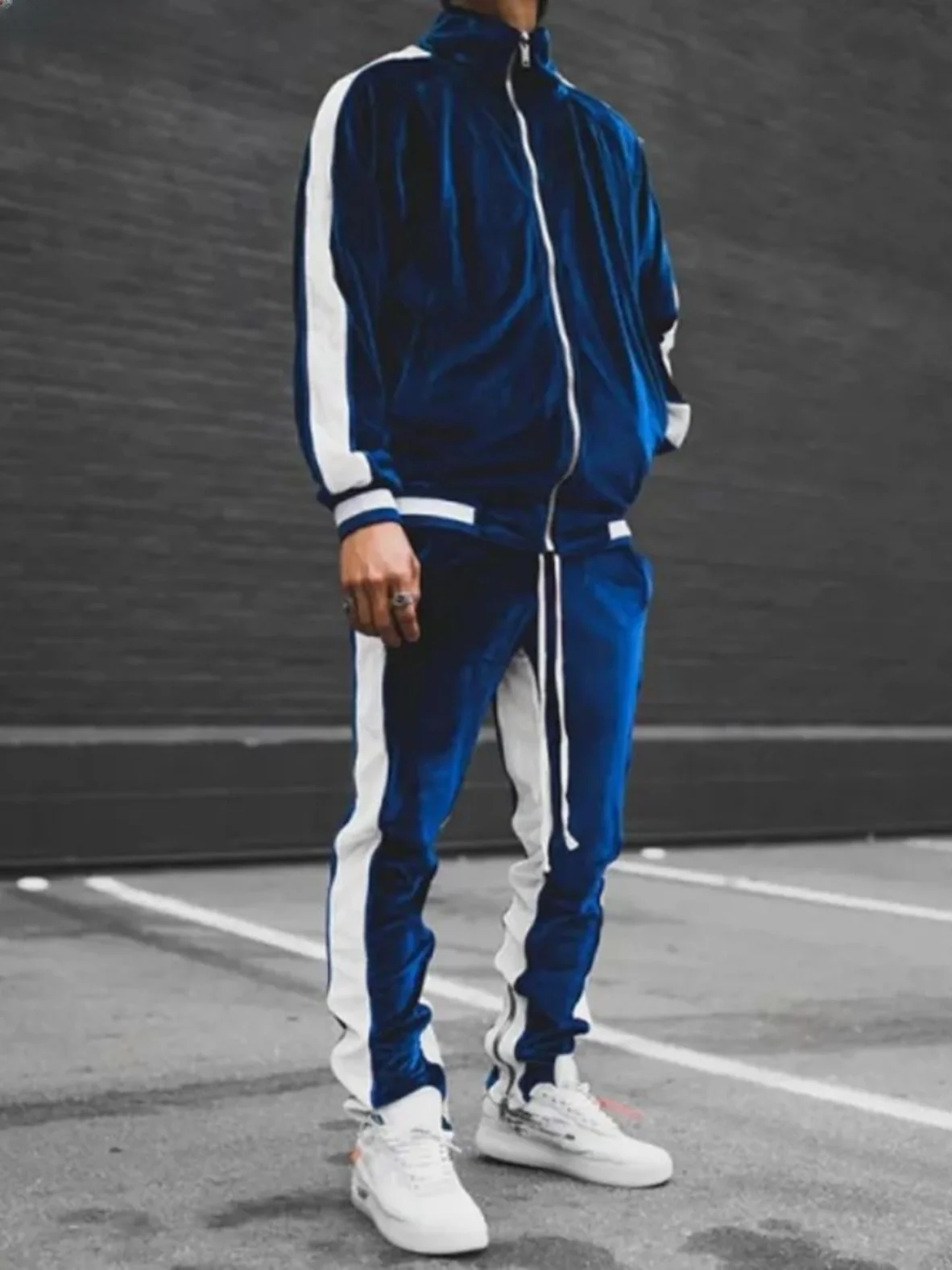

Sportswear Long Sve Stand up Collar Color Contrast Suit Youth Casual Outfit Long Pants Autumn Season Chinese Manufacturer