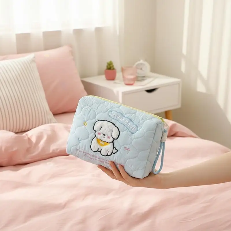 Travel storage bag, ladies' cute cartoon dog storage bag, large capacity makeup bag, portable multifunctional makeup bag