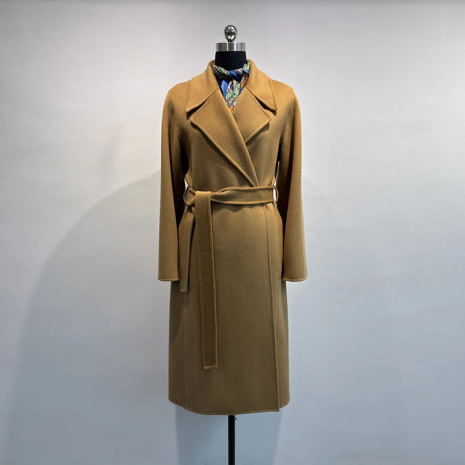 2024 MAX New Autumn Winter Version Of The Extended Cashmere Coat，Women's Double Cashmere Plush Coat