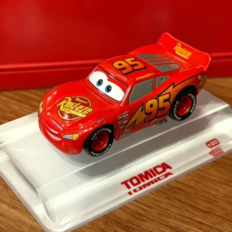 Tomy Tomica Lightning Mcqueen 2026 Special Edition Diecast Car With Piston Cup Trophy Metal Toy Vehicle Collectible Model Gift