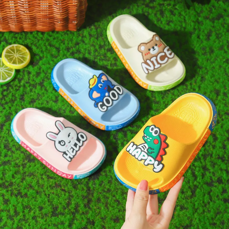 Zapatillas de verano para niños y niñas de 2 a 6 años, bonitos zapatos de animales de dibujos animados, toboganes de baño antideslizantes, Chanclas de suela suave para el hogar