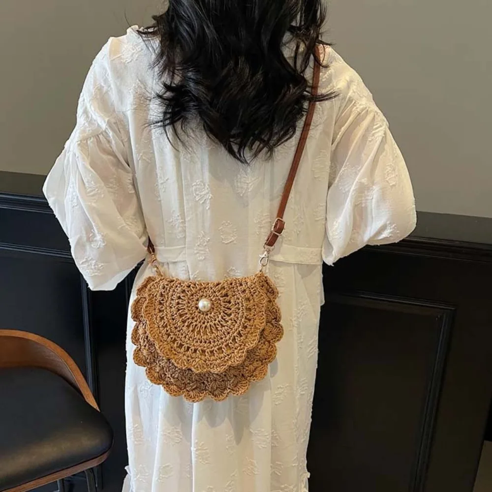 

Flower Edge Cotton Thread Woven Bag Hollowed Out Retro Ethnic Style Woven Bag Pearl Large Capacity Summer Beach Flip Pouch