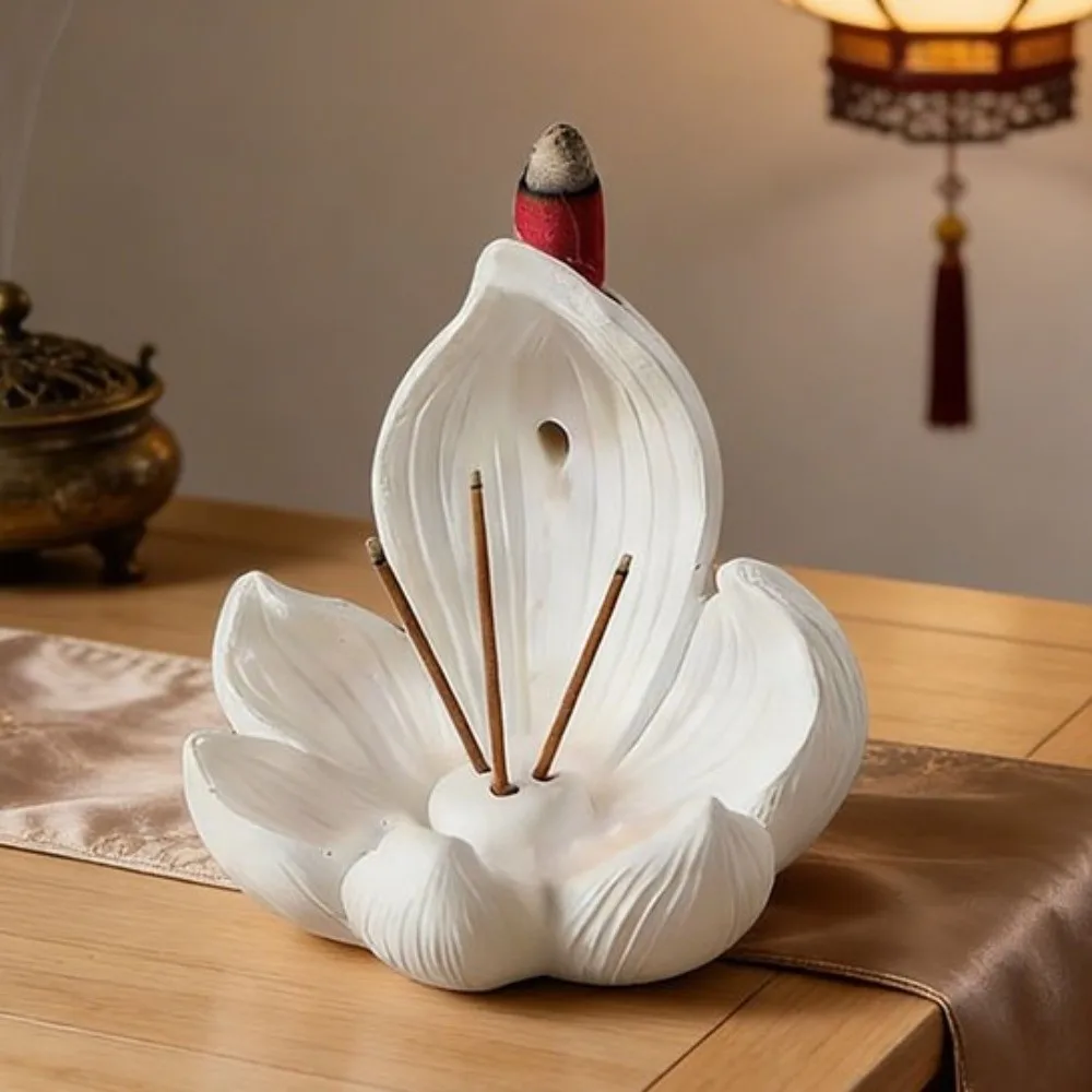 Zen Chinese Style Lotus Incense Burner 3 Hole Resin Lotus Tabletop Incense Base Lotus Ornament Sleep Aid Incense Stick Burner