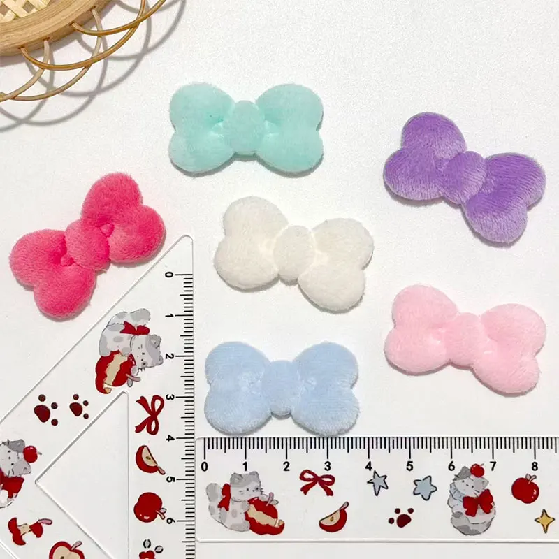 50 Stück Doppelseitige 3,5cm Plüsch-Schleifen-Accessoires für DIY-Puppendekorationen, Schuhe, Socken, Hüte Materialien – Detail 2