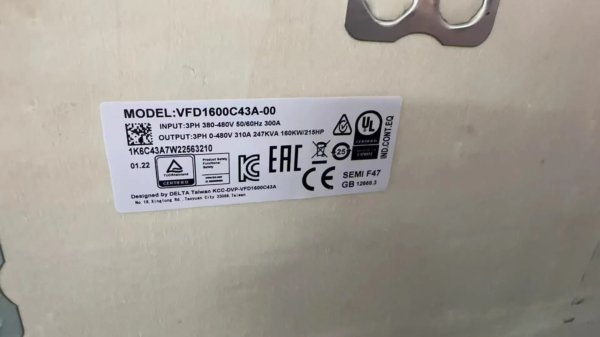 VFD1600C43A-00 Vector Control AC Drive 380V~480V 160KW 200HP 1 Piece Frequency Converter for TW Water Pump Motor 1hp 220v