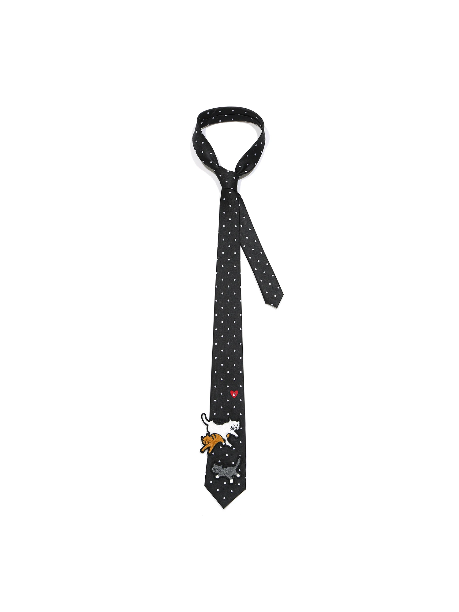 cravate-noire-a-pois-chemise-brodee-a-la-main-style-feminin-decontracte-accessoire-de-mode-de-la-marque-guuka-pour-la-saison-printemps