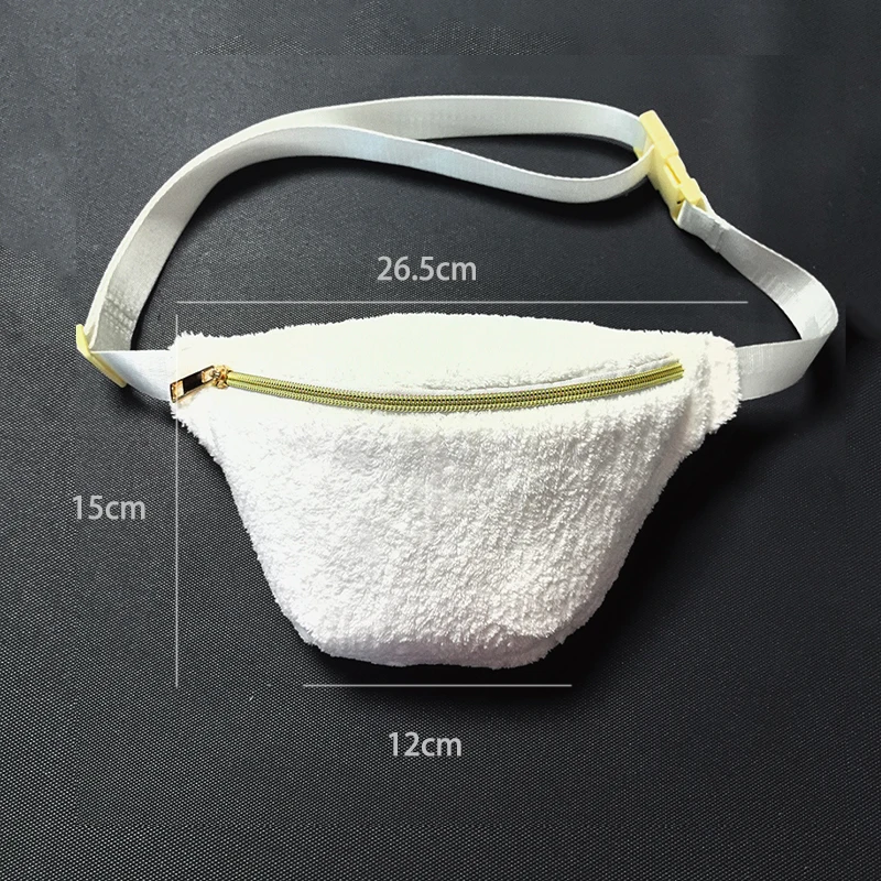 2024 New Beige Lamb Wool Fanny Pack Soft Winter Sheep Fur Banana Bag Golden Crossbody Bum Belt Bag for Women